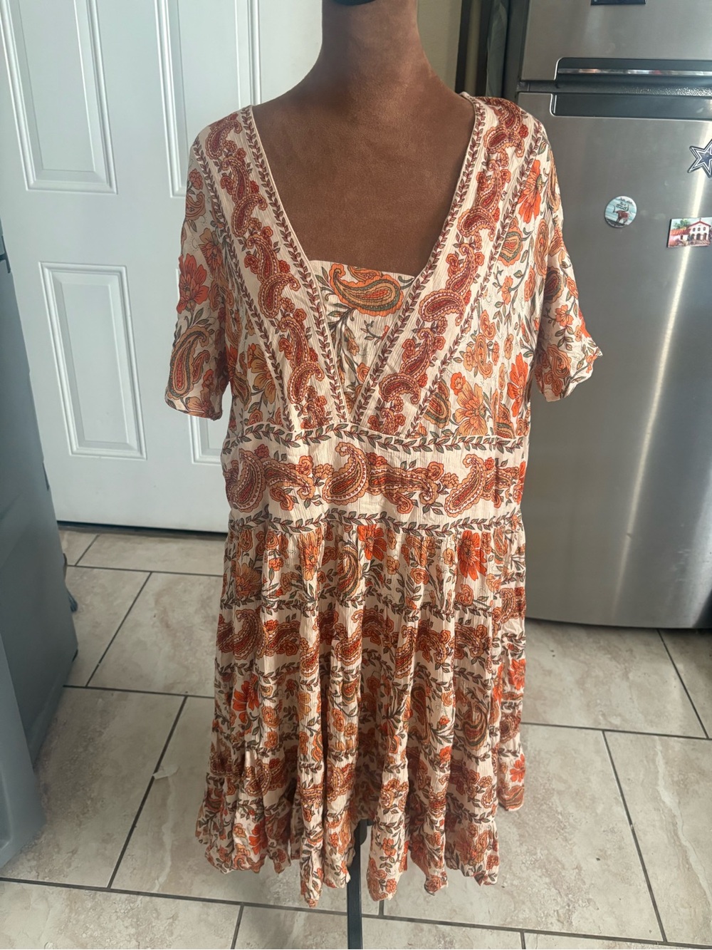 Bila Floral Print Top in Beige and Orange